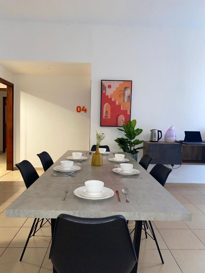 Grays Hostel By Haly Dubaï Extérieur photo