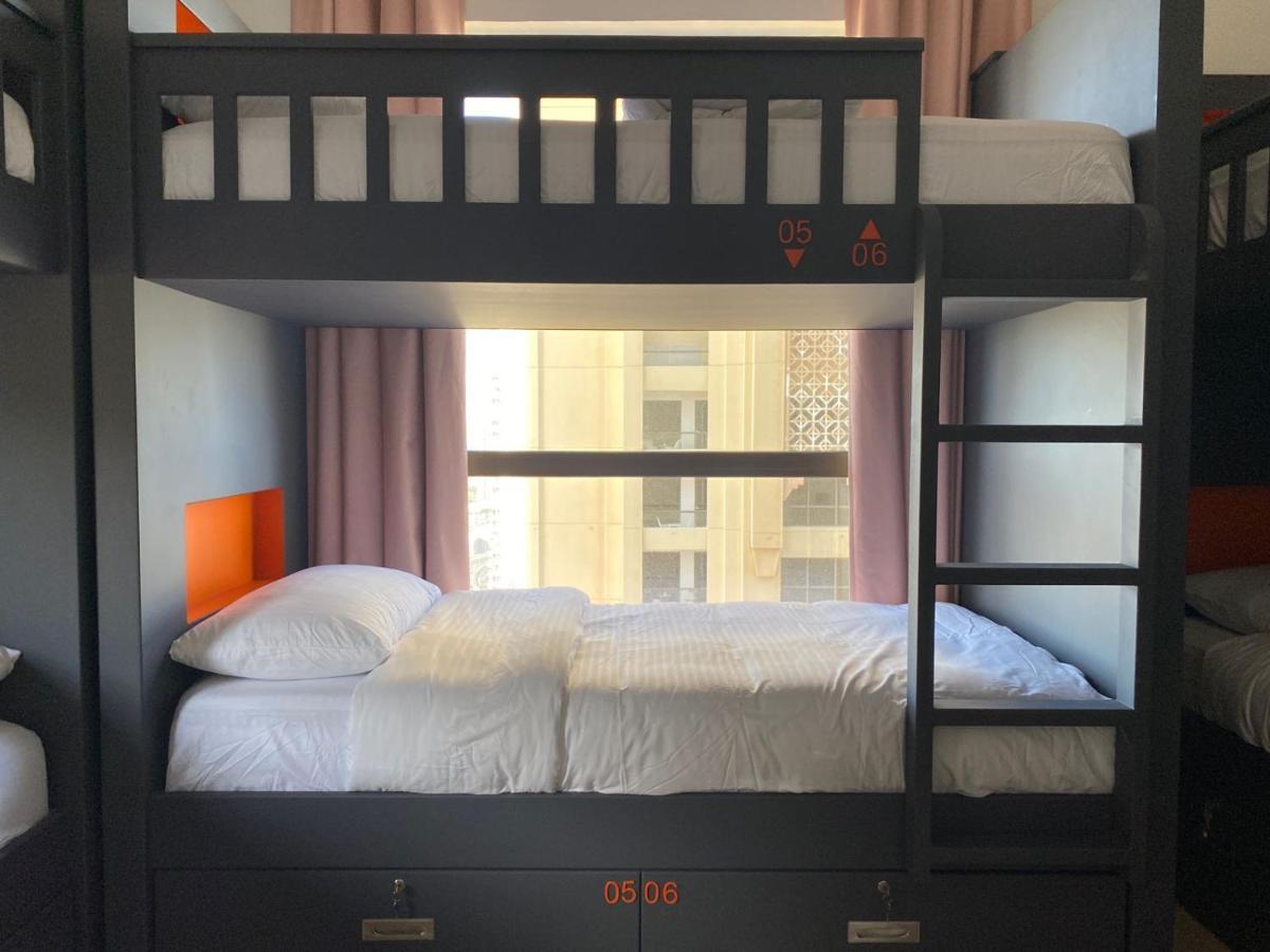 Grays Hostel By Haly Dubaï Extérieur photo