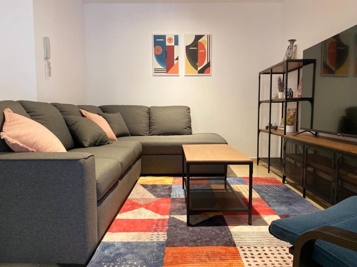 Grays Hostel By Haly Dubaï Extérieur photo